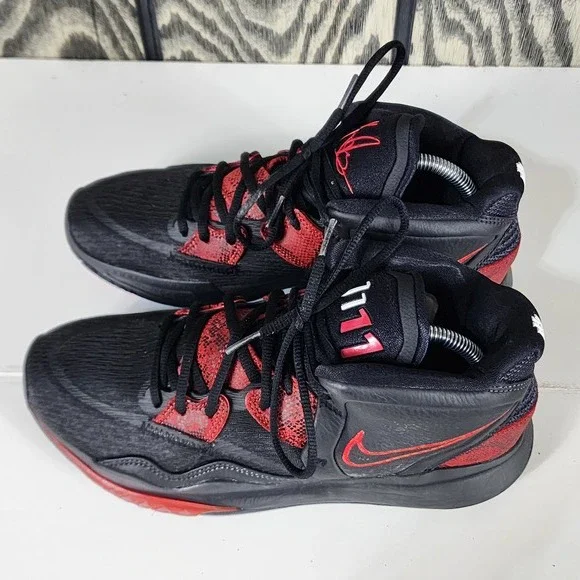 Nike Kyrie Infinity Bred Black Red Mens Size US9.5 Basketball Shoes CZ0204 004
